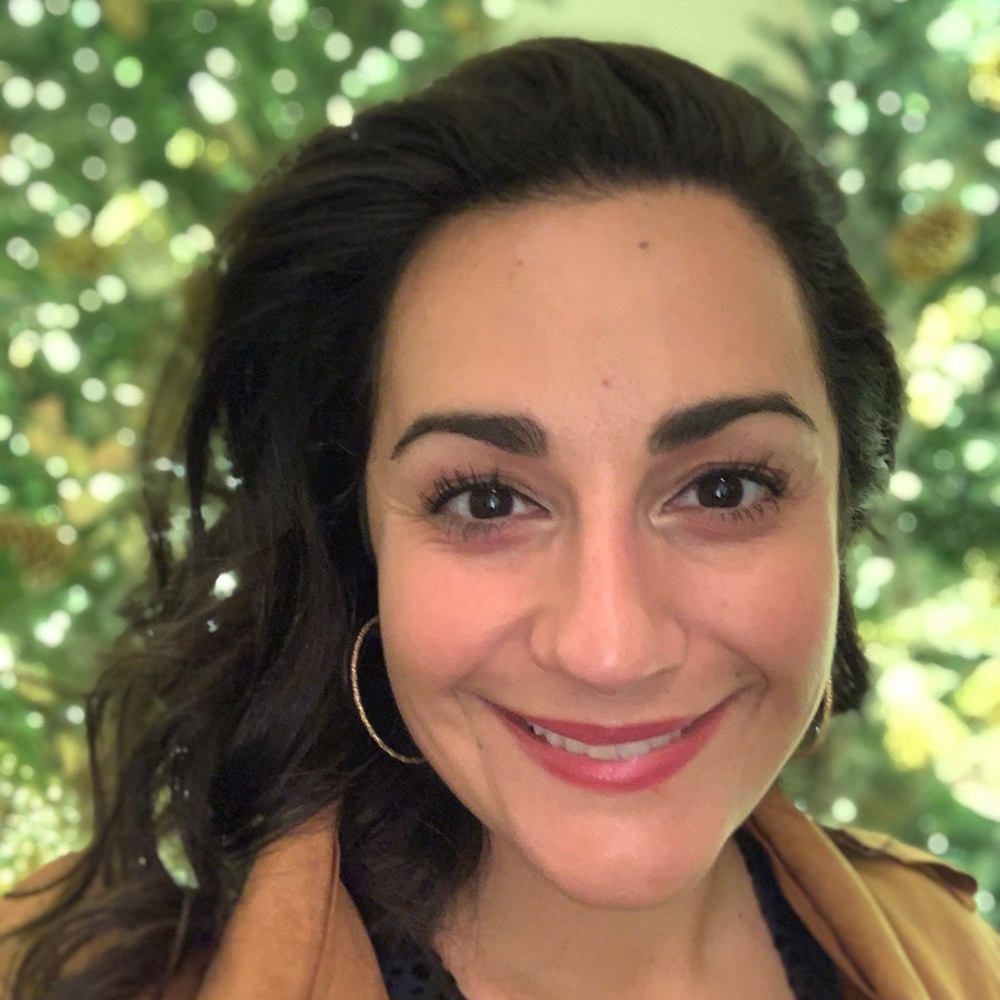 Meet your Posher, Laura